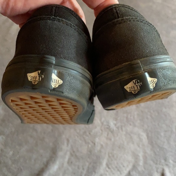 VAN’S size 5 Youth - Picture 5 of 7